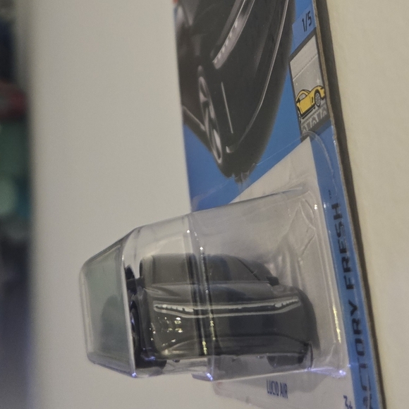 Lucid Air Hot Wheels Factory Fresh 1/5 Black - Picture 4 of 8
